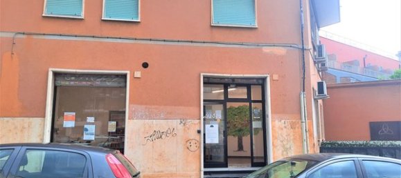 2-Zimmer Gewerbliche Immobilie in Rome, Italy, Nr. 154448 3