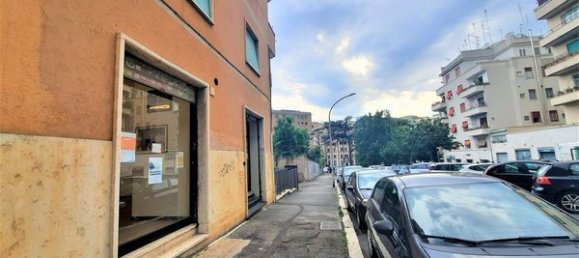 2-Zimmer Gewerbliche Immobilie in Rome, Italy, Nr. 154448 10