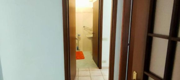 5 rooms Apartment in Venice, Italy No. 33065 9