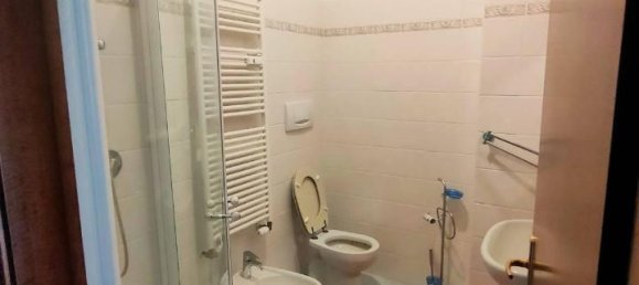 5 rooms Apartment in Venice, Italy No. 33065 13
