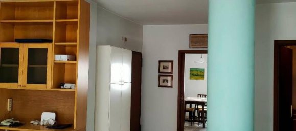 5 rooms Apartment in Venice, Italy No. 33065 5