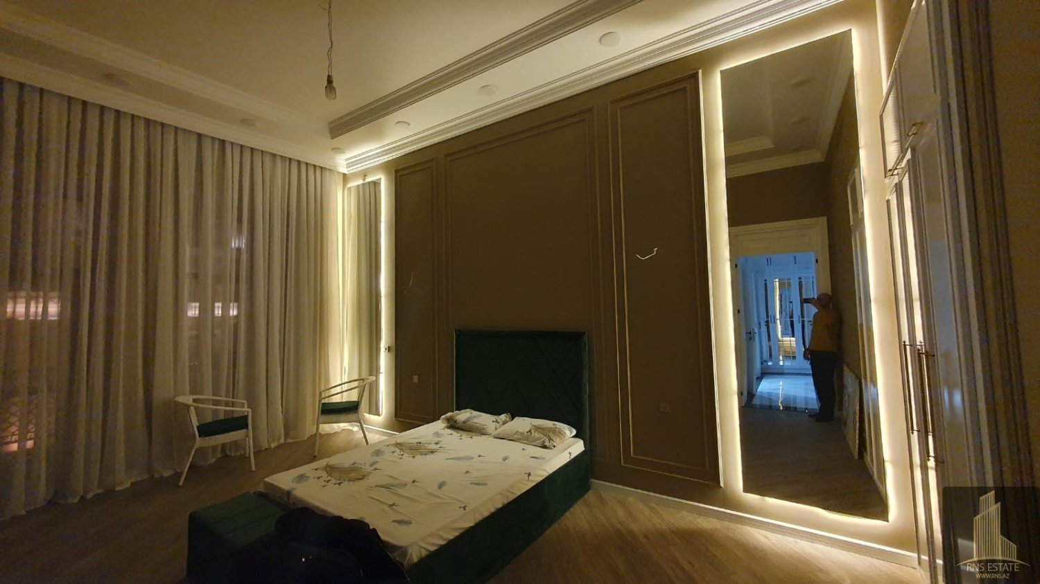 3 Schlafzimmer Wohnung in Nasimi, Azerbaijan, Nr. 2382
