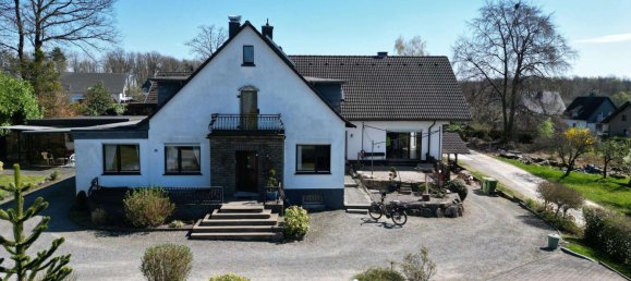 3 bedrooms Townhouse in Oberbergischer, Germany No. 127670 2