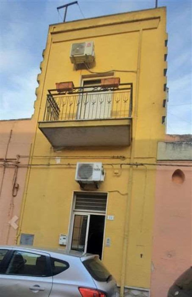 Gebäude in Latiano, Italy 120m², Nr. 180938