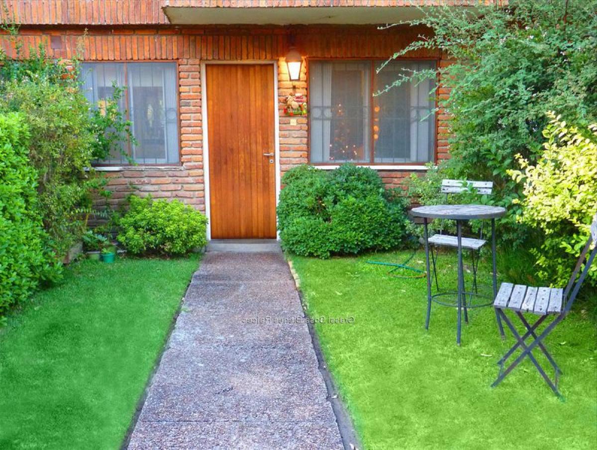 3 bedrooms House in Montevideo, Uruguay No. 4114