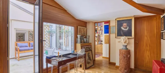 2 bedrooms Apartment in Paris, France No. 177393 2