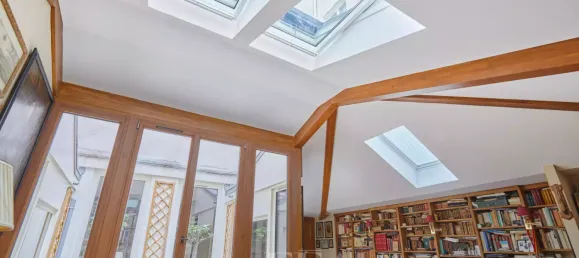 2 bedrooms Apartment in Paris, France No. 177393 5