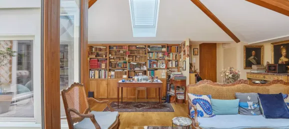 2 bedrooms Apartment in Paris, France No. 177393 10