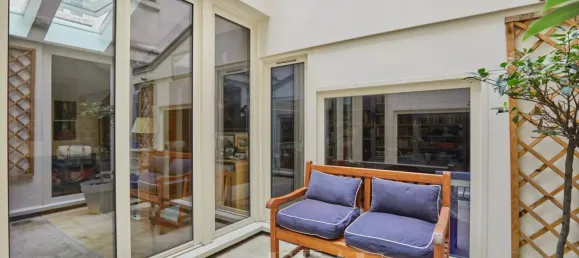 2 bedrooms Apartment in Paris, France No. 177393 6