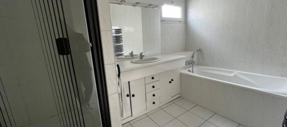 4 Schlafzimmer Haus in Margny-les-Compiegne, France, Nr. 76496 9