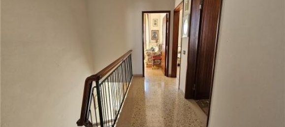 5-salle Maison à Empoli, Italy No. 32164 9