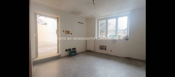 Studio in Palazzolo sull'Oglio, Italy No. 162374 7