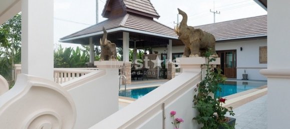 3 chambres Café / restaurant à Hua Hin, Thailand No. 7621 2