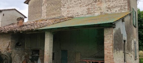 5 rooms House in Fidenza, Italy No. 125421 10