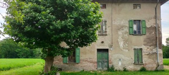 5 rooms House in Fidenza, Italy No. 125421 3