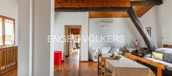 4 rooms Apartment in Cento, Italy No. 131604 9