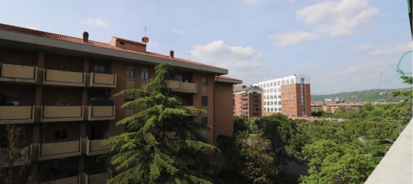 6 rooms Apartment in Verona, Italy No. 146550 9