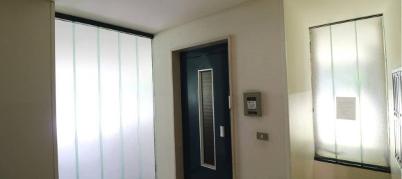 6 rooms Apartment in Verona, Italy No. 146550 2