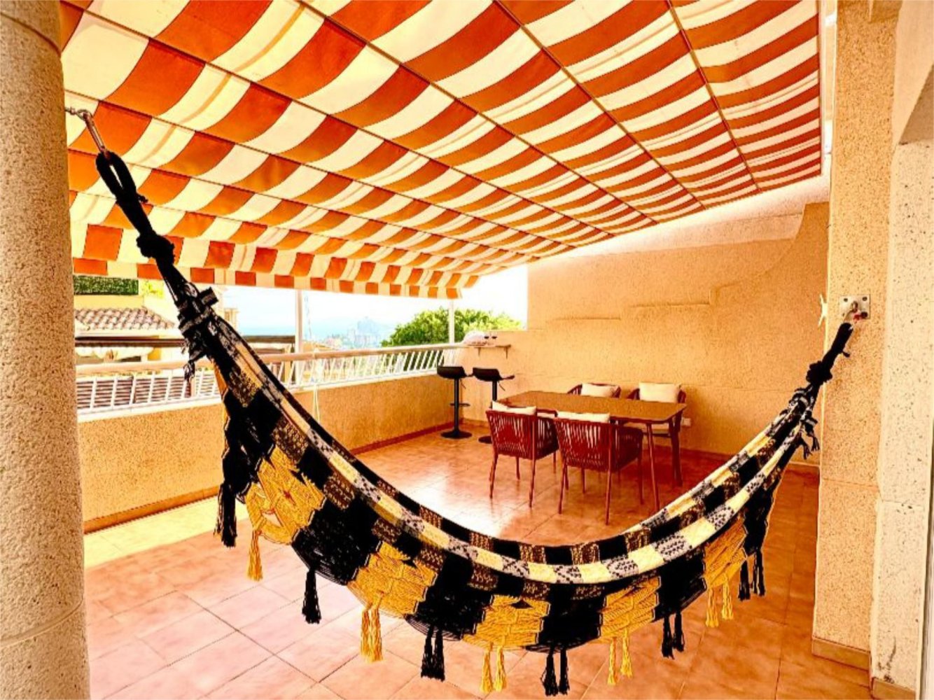 Apartamento de 4 dormitorios en Águilas, Spain No. 181909