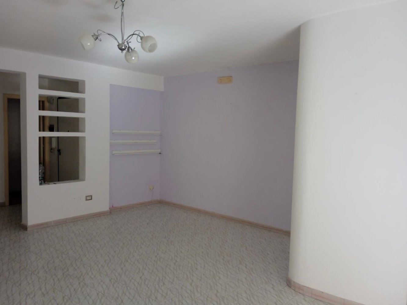 5 rooms Apartment in Vittoria, Italy No. 296002