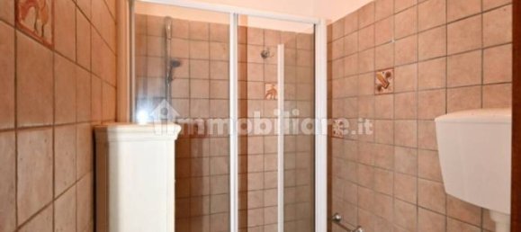 1 bedroom Apartment in Arezzo, Italy No. 355171 4