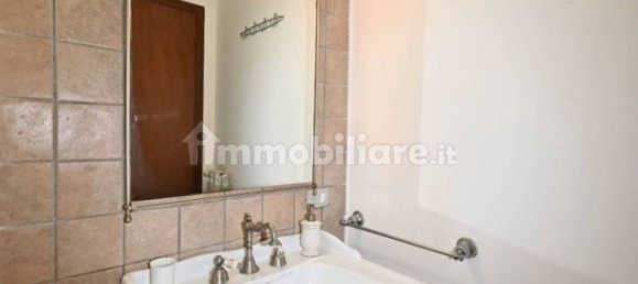1 bedroom Apartment in Arezzo, Italy No. 355171 5
