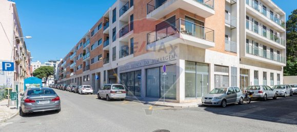 3 bedrooms Apartment in Lisbon, Portugal No. 75723 29