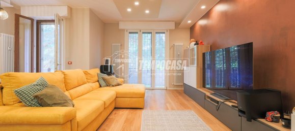 5 rooms Apartment in San Lazzaro di Savena, Italy No. 285199 2