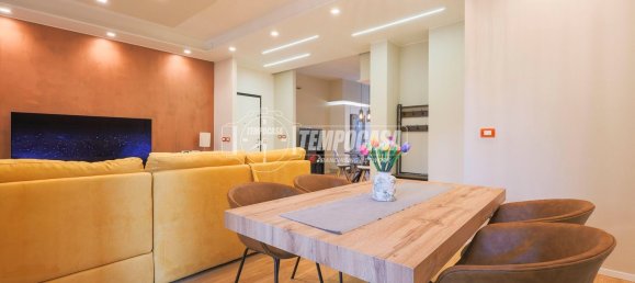 5 rooms Apartment in San Lazzaro di Savena, Italy No. 285199 8