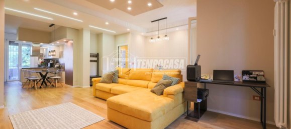 5 rooms Apartment in San Lazzaro di Savena, Italy No. 285199 5