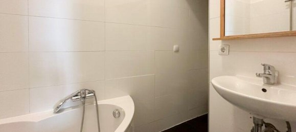 2 rooms Apartment in Rudolfsheim-Funfhaus, Austria No. 224809 6