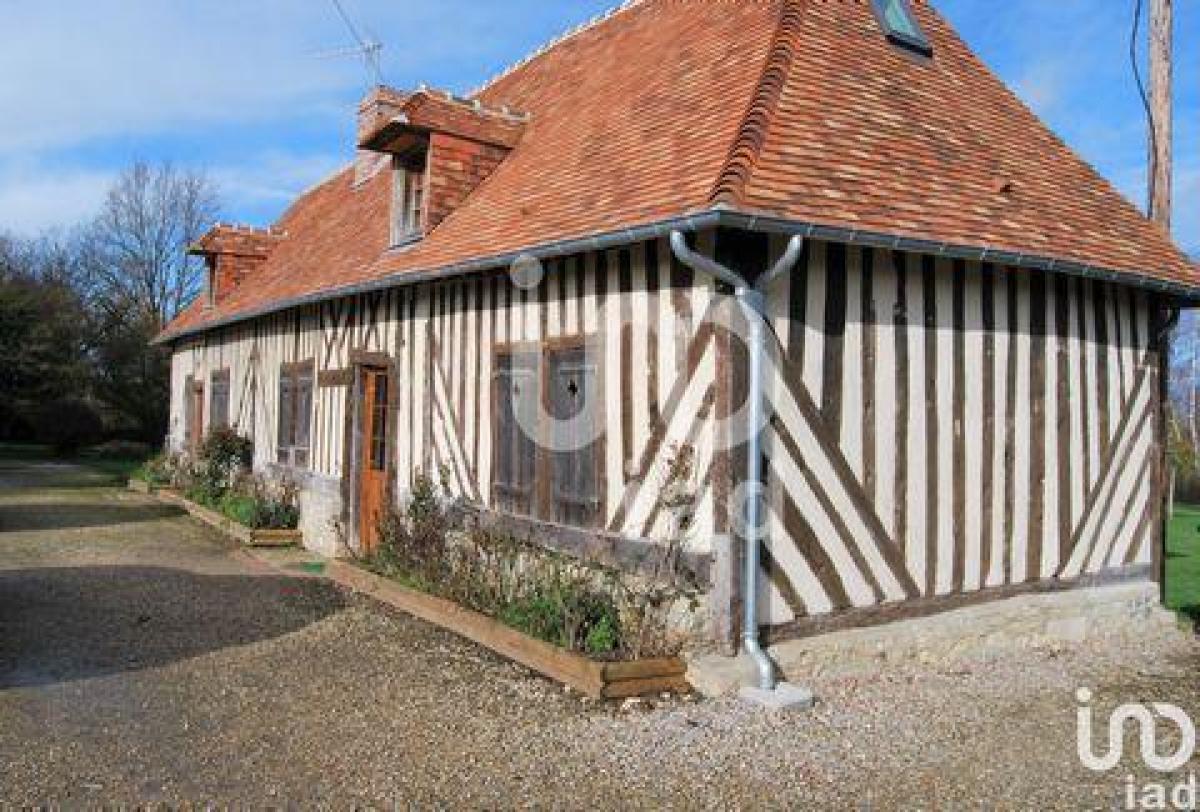 5 bedrooms House in Lisieux, France No. 31857