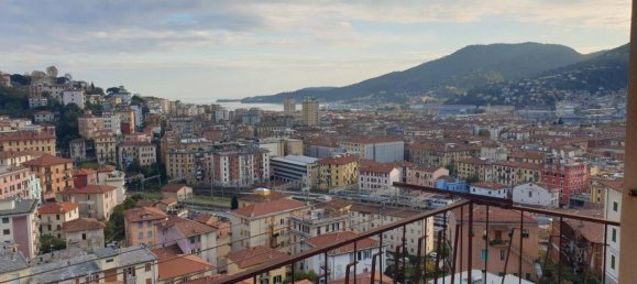 6 rooms Apartment in La Spezia, Italy No. 174749 10