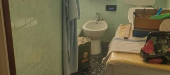 6 rooms Apartment in La Spezia, Italy No. 174749 4