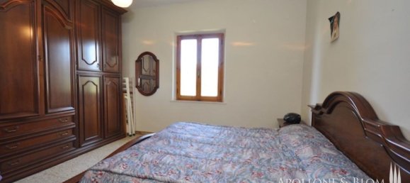 6 bedrooms House in Montepulciano, Italy No. 56402 7