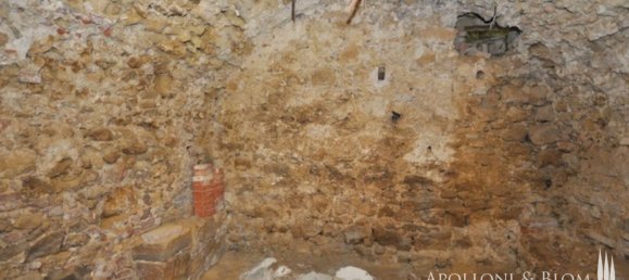 6 bedrooms House in Montepulciano, Italy No. 56402 3