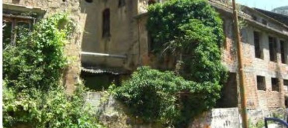 3 rooms Apartment in Solofra, Italy No. 93638 8