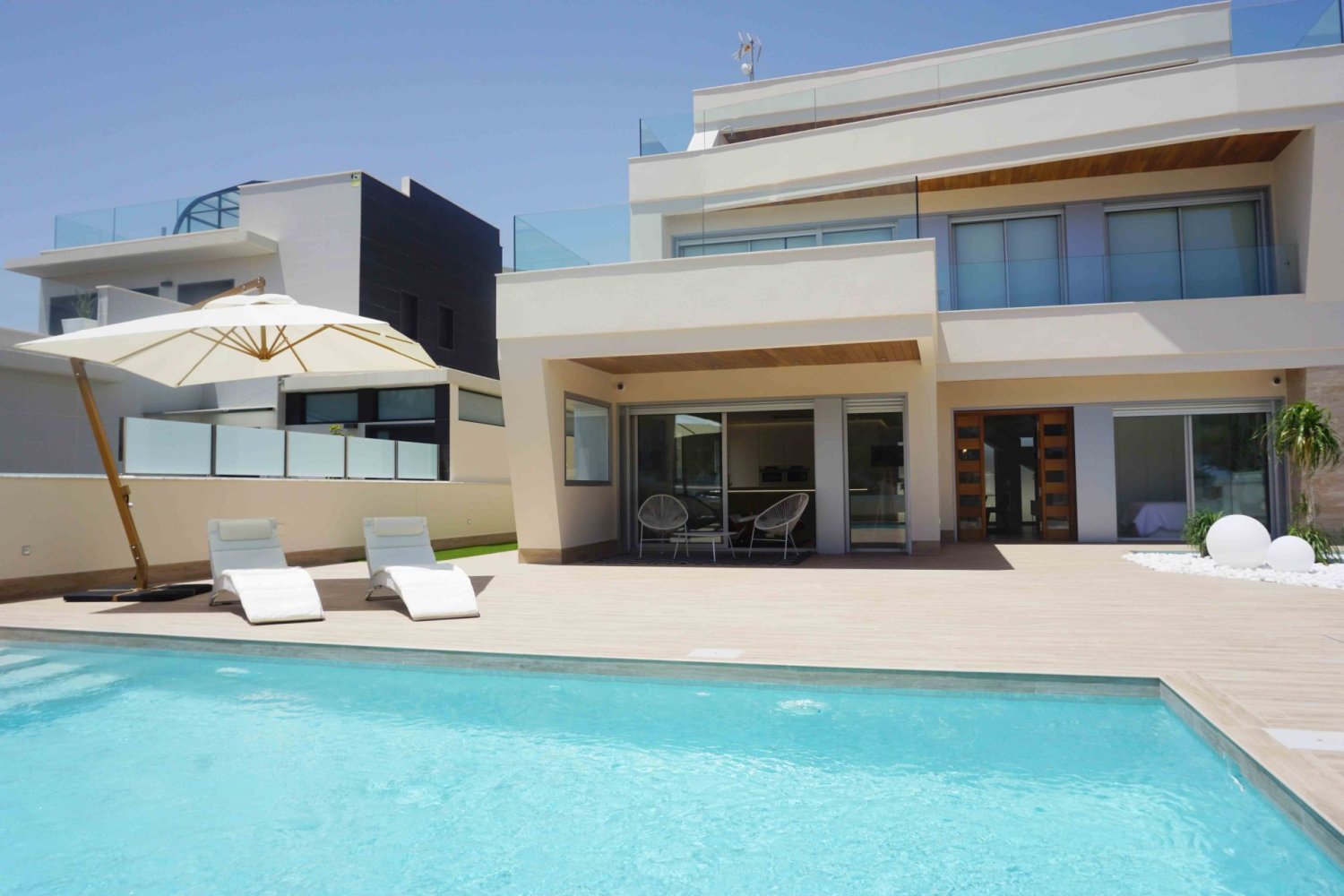 Villa T4 em Campoamor, Spain N.º 9082