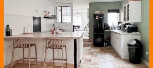 3 bedrooms House in Eure, France No. 185800 2