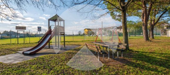 1 room Commercial property in Cesena, Italy No. 103687 9