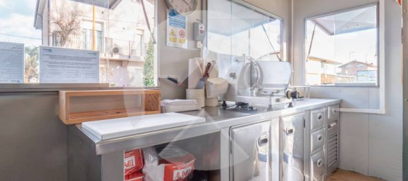 1 room Commercial property in Cesena, Italy No. 103687 4