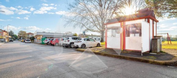 1 room Commercial property in Cesena, Italy No. 103687 8