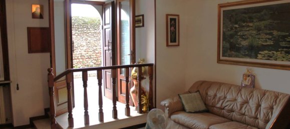 3 bedrooms Castles in Villafranca di Verona, Italy No. 206807 14