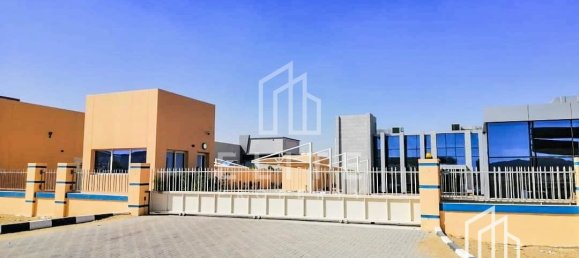 8288m² Warehouse in Dubai, UAE No. 97737 2