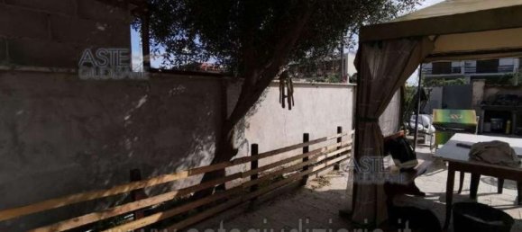 11-Zimmer Haus in Pomezia, Italy, Nr. 186361 10