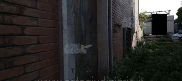 11-Zimmer Haus in Pomezia, Italy, Nr. 186361 3