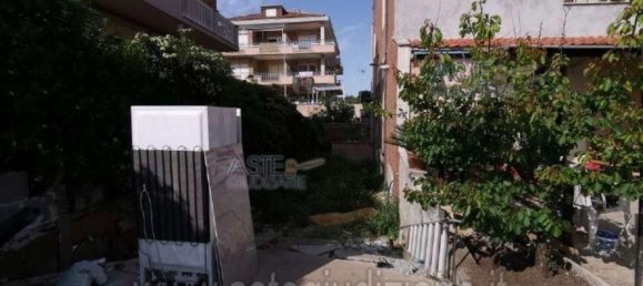 11-Zimmer Haus in Pomezia, Italy, Nr. 186361 18