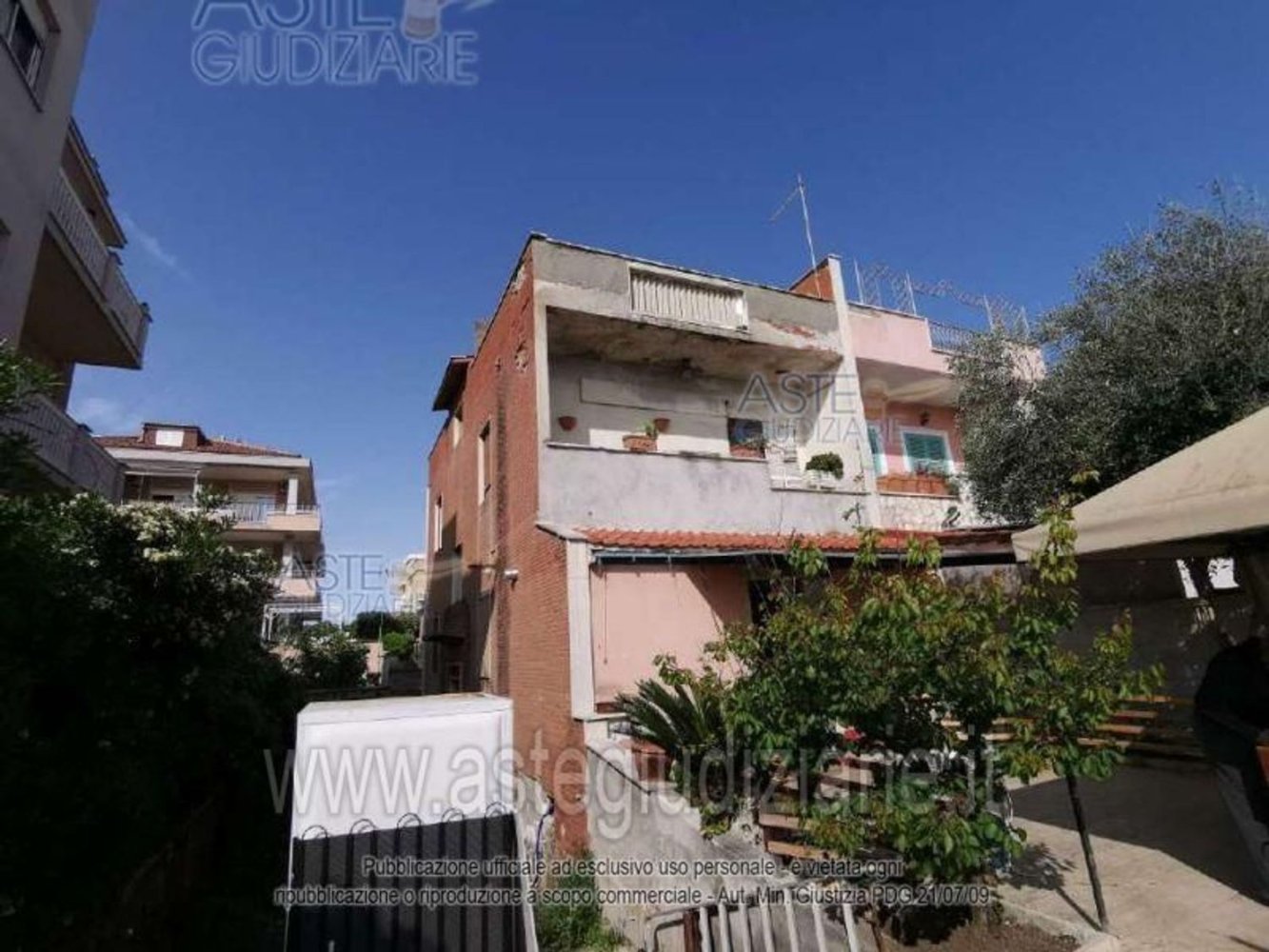 11-Zimmer Haus in Pomezia, Italy, Nr. 186361