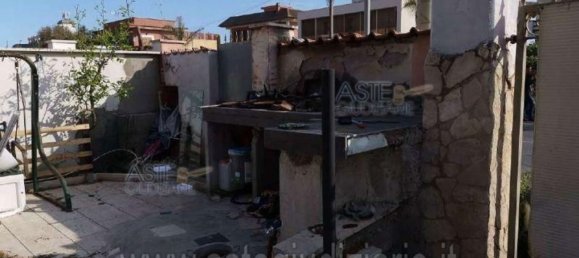 11-Zimmer Haus in Pomezia, Italy, Nr. 186361 36