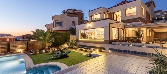 Casa de 5 dormitorios en Huétor Vega, Spain No. 171334 7